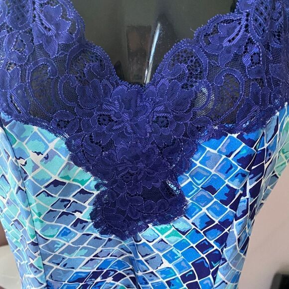 VICTORIA'S Secret Vintage Chemise Heart Label Blue Slip Sz M - Picture 10 of 11